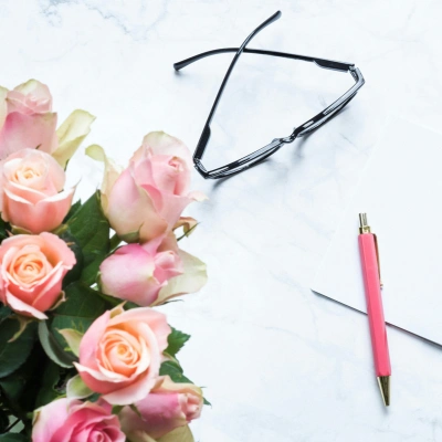 pink roses and pen